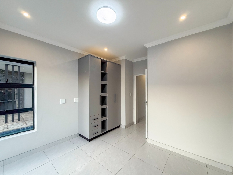 4 Bedroom Property for Sale in Melodie North West